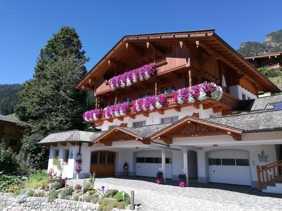 Haus Kristall Алпбах Екстериор снимка