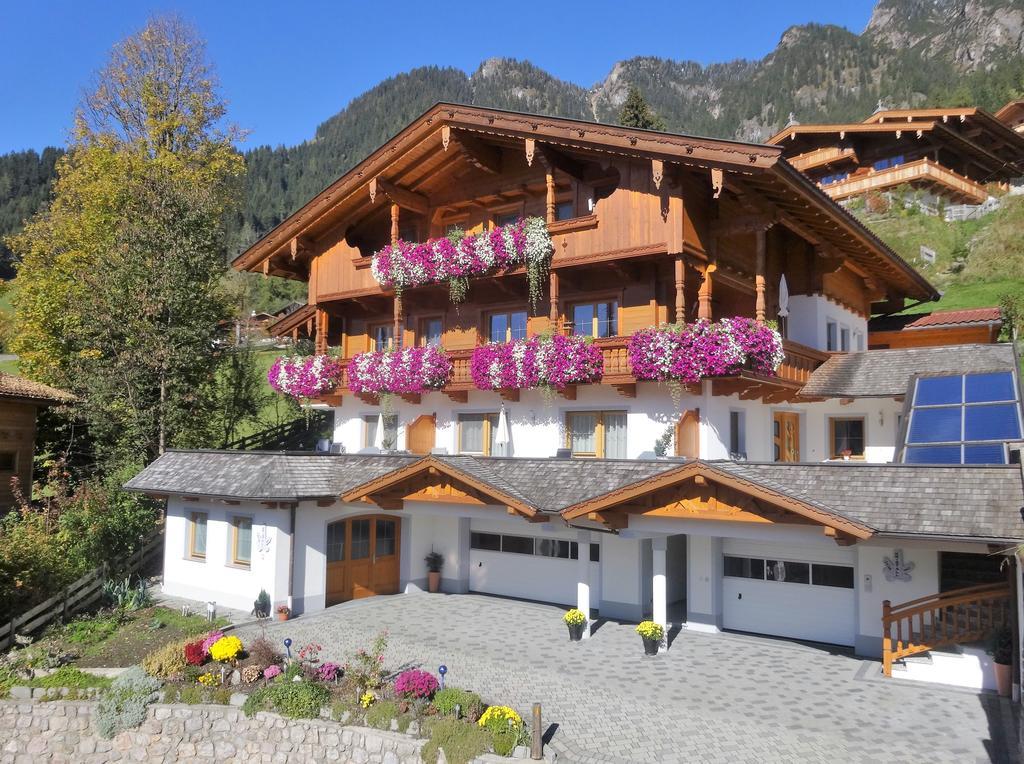 Haus Kristall Алпбах Екстериор снимка